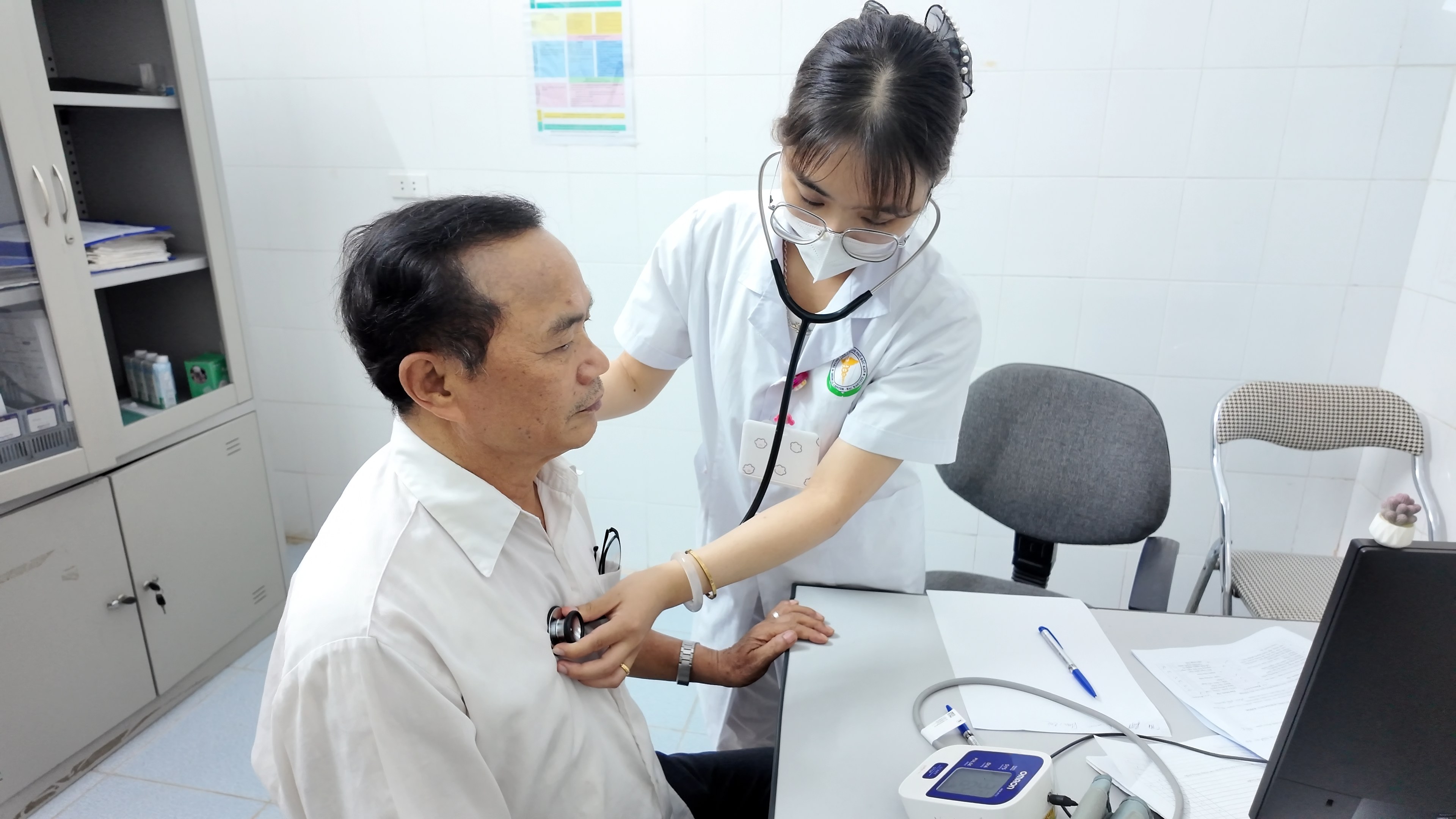 Phường Bắc Kạn tổ chức khám sức khỏe định kỳ và sàng lọc bệnh cho người có công, thân nhân người có công năm 2026